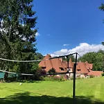 Le Prieure Des Fontaines 3* Les Preaux