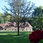 Le Prieure Des Fontaines Gasthuis Les Preaux