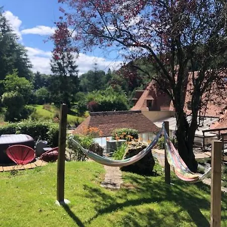 Le Prieure Des Fontaines 게스트하우스 3*