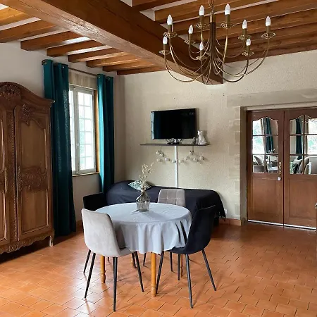 Le Prieure Des Fontaines