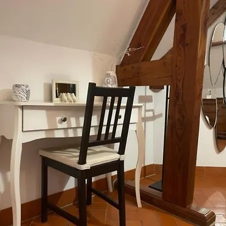 Le Prieure Des Fontaines