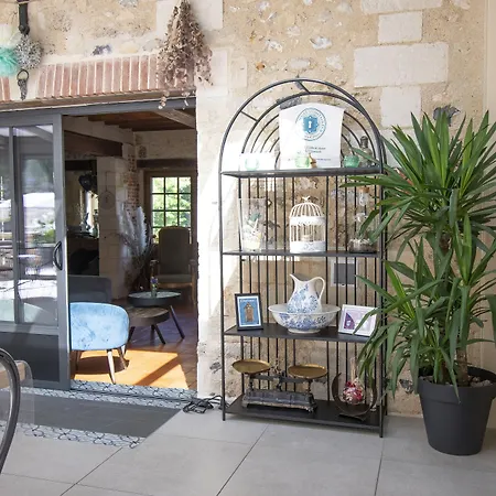 Le Prieuré Des Fontaines Maison d'hôtes 3*