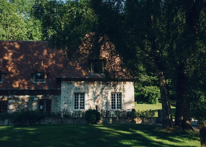 Maison d'hôtes Le Prieuré Des Fontaines Les Preaux