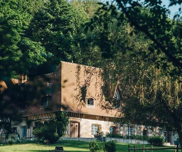 Le Prieuré Des Fontaines Maison d'hôtes 3*