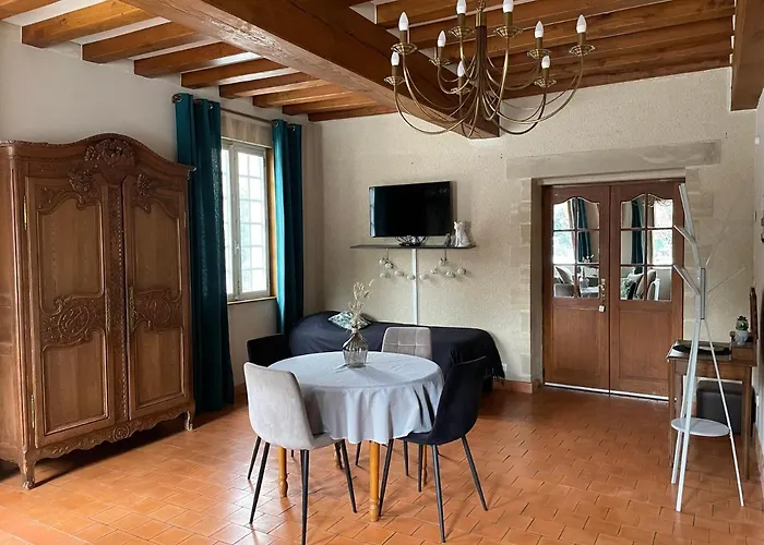 Le Prieure Des Fontaines