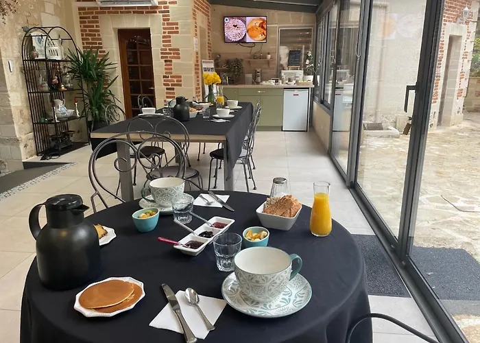 Le Prieure Des Fontaines 3* Les Preaux