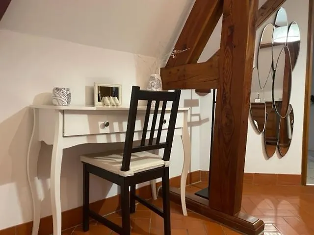 Le Prieuré Des Fontaines