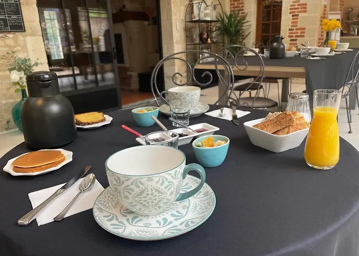 Le Prieuré Des Fontaines 3*