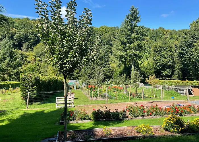 Le Prieuré Des Fontaines 3*