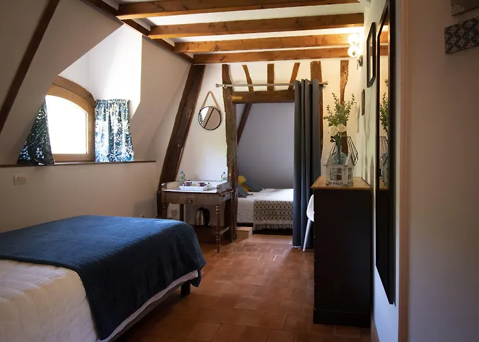 Le Prieure Des Fontaines Les Preaux